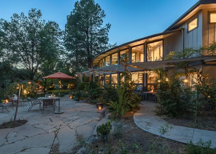 Birders, Botanist&hikers’ Oasis In Flg