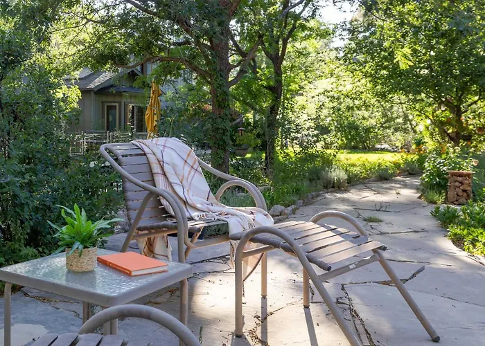 Birders, Botanist&hikers’ Oasis In Flg *