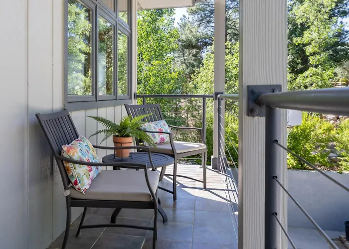 Birders, Botanist&hikers’ Oasis In Flg Flagstaff